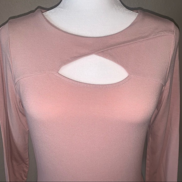 VINCE CAMUTO blouse size S - Picture 3 of 9